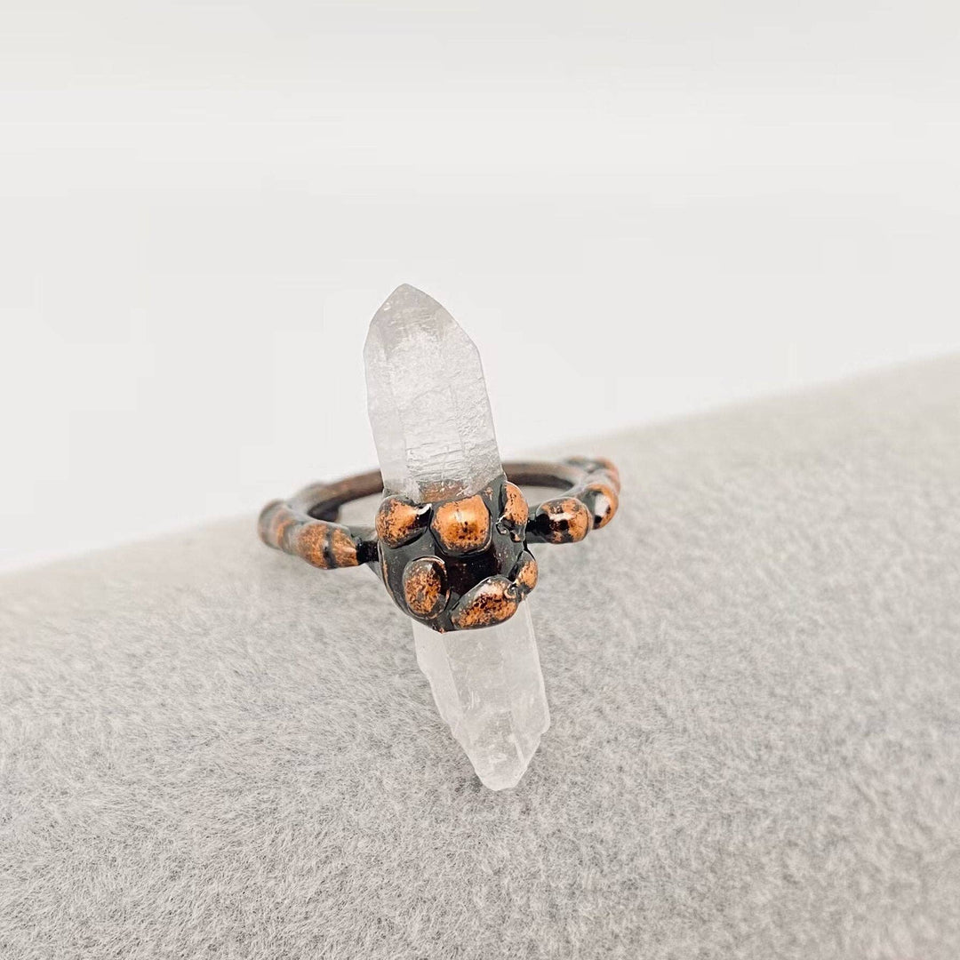 Vintage Clear Quartz Irregular Crystal Column Ring