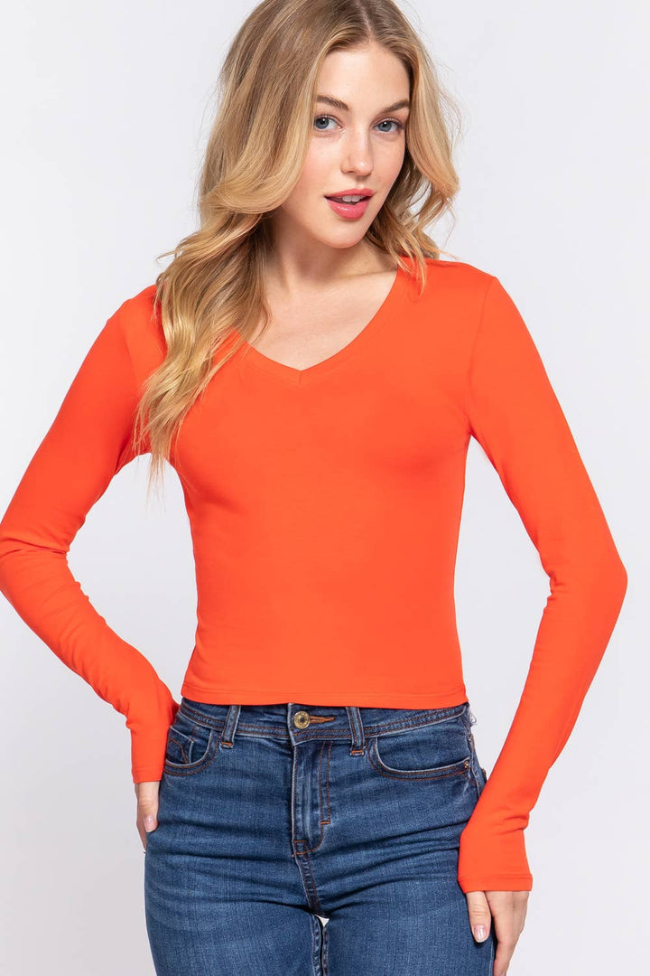 Fitted long sleeve V-neck crop top for the free-spirited coastal soul