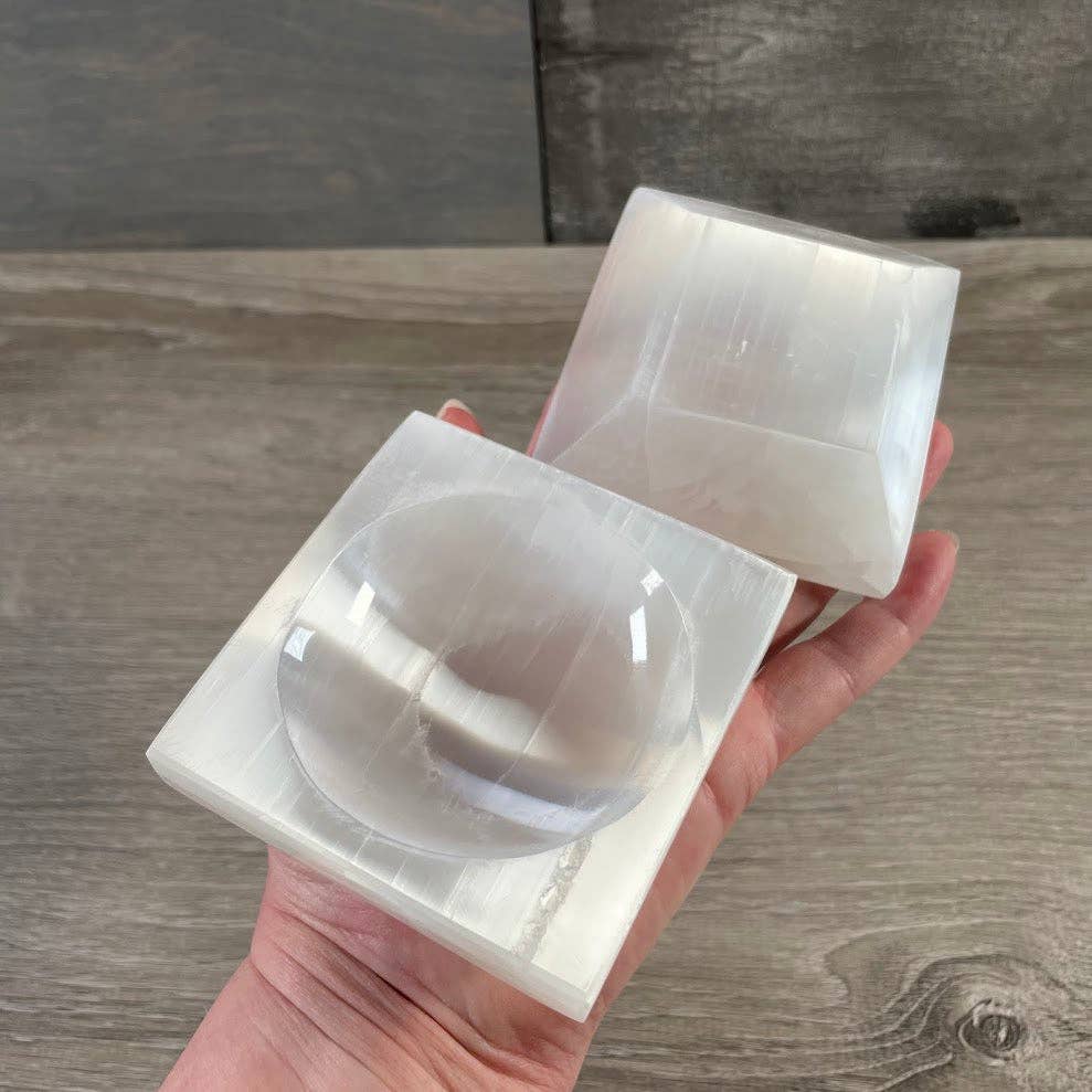 Wholesale Selenite Bowls – Assorted Shapes &amp; Sizes | Crystal Charging Bowls