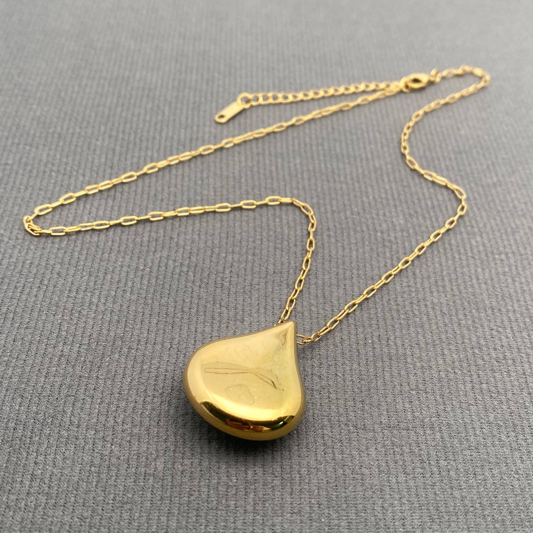 Green Jade Inlaid 18K Gold Plated Necklace