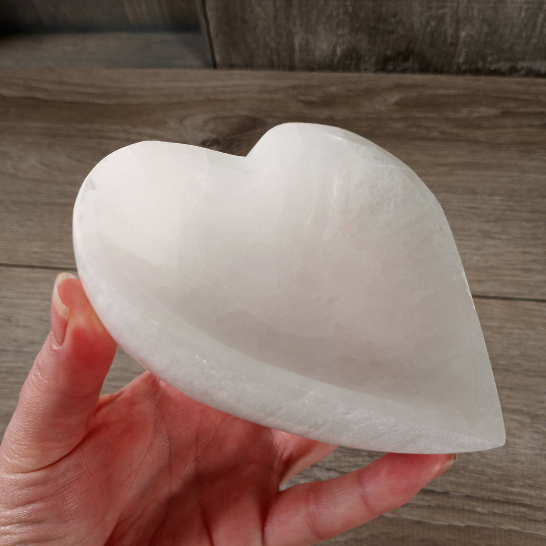 Wholesale Selenite Bowls – Assorted Shapes &amp; Sizes | Crystal Charging Bowls