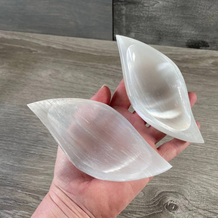 Wholesale Selenite Bowls – Assorted Shapes &amp; Sizes | Crystal Charging Bowls