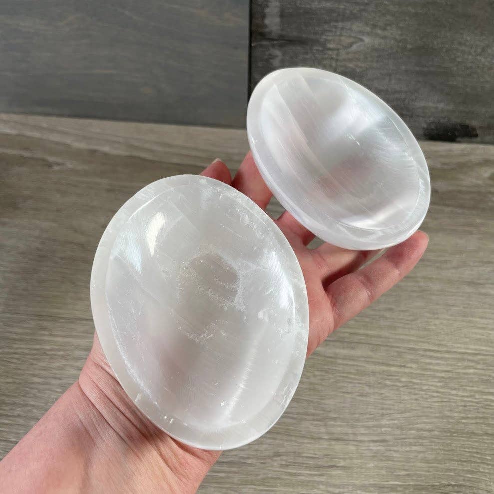Wholesale Selenite Bowls – Assorted Shapes &amp; Sizes | Crystal Charging Bowls
