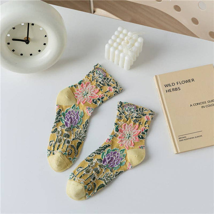 Retro Flower Pattern Mid-Calf Socks 5-Pack with vintage floral boho coastal style