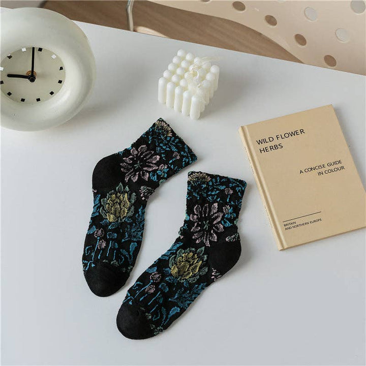 Retro Flower Pattern Mid-Calf Socks 5-Pack with vintage floral boho coastal style