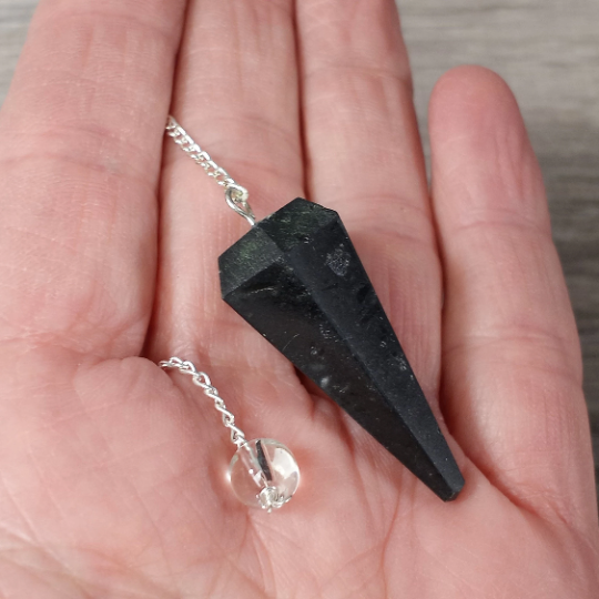 Green Aventurine Regular pendulum for heart chakra healing and spiritual divination work